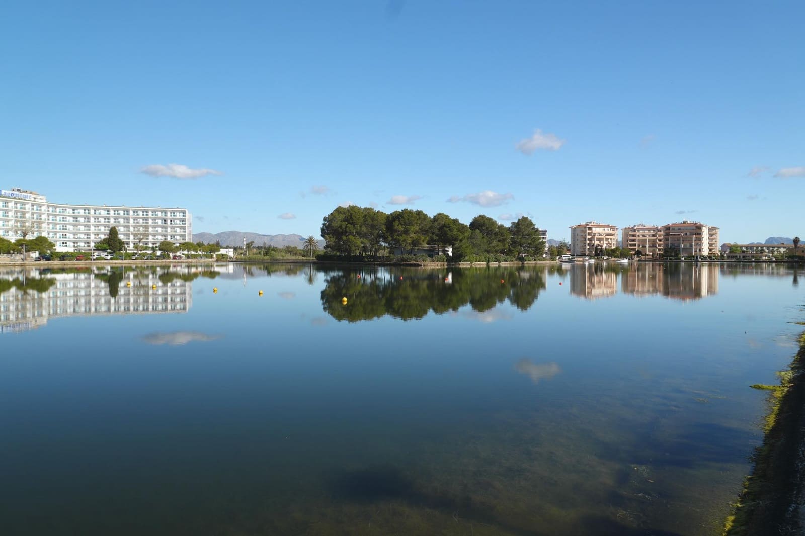 2 slaapkamer Appartement te koop in Alcudia met zwembad - € 380.000 (Ref: 9715105)