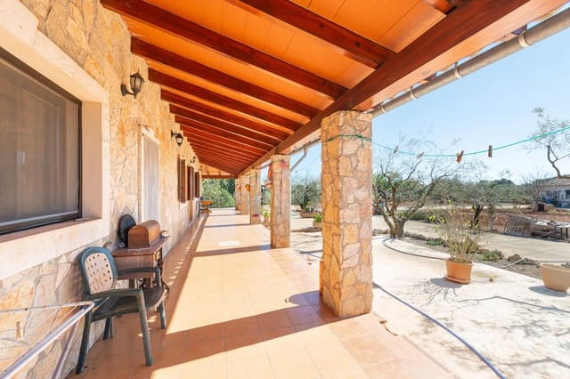 4 soveværelse Finca/Landehus til salg i Inca med garage - € 1.170.000 (Ref: 9788550)