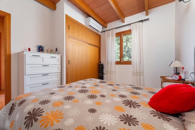 4 Zimmer Finca/Landgut zu verkaufen in Inca mit Garage - 1.100.000 € (Ref: 9788550)