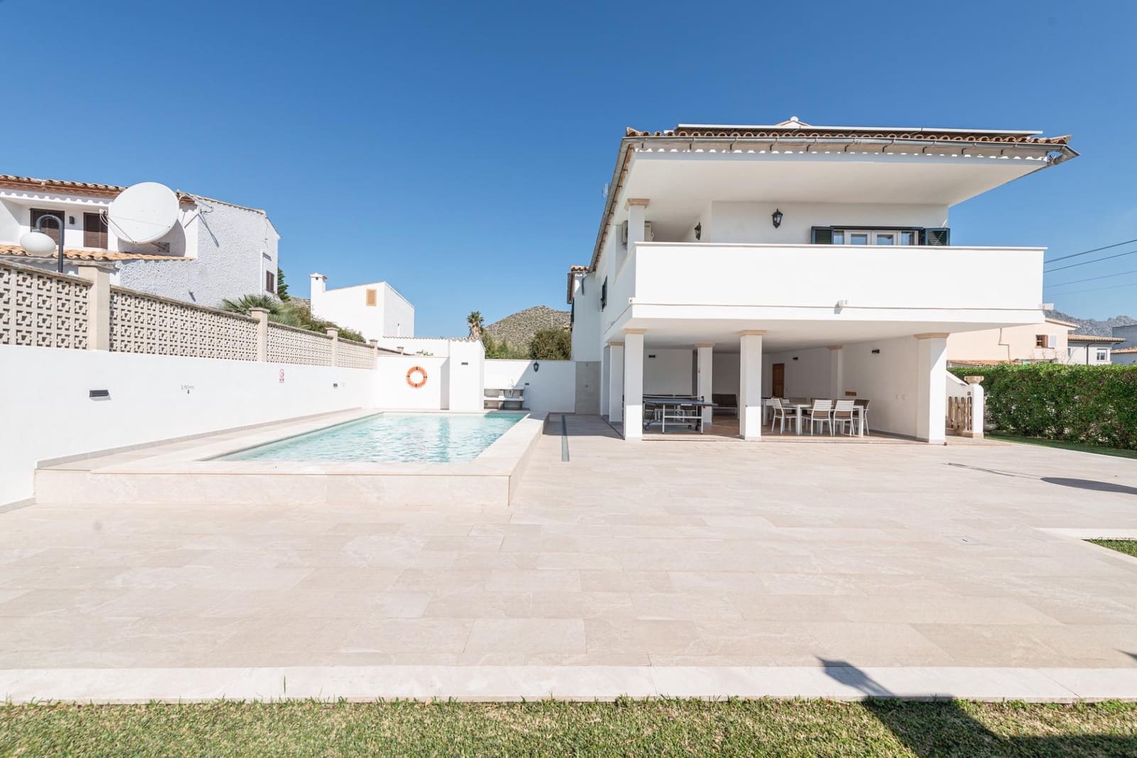 Chalet de 4 habitaciones en Pollensa / Pollença en venta con piscina garaje - 1.395.000 € (Ref: 9788551)