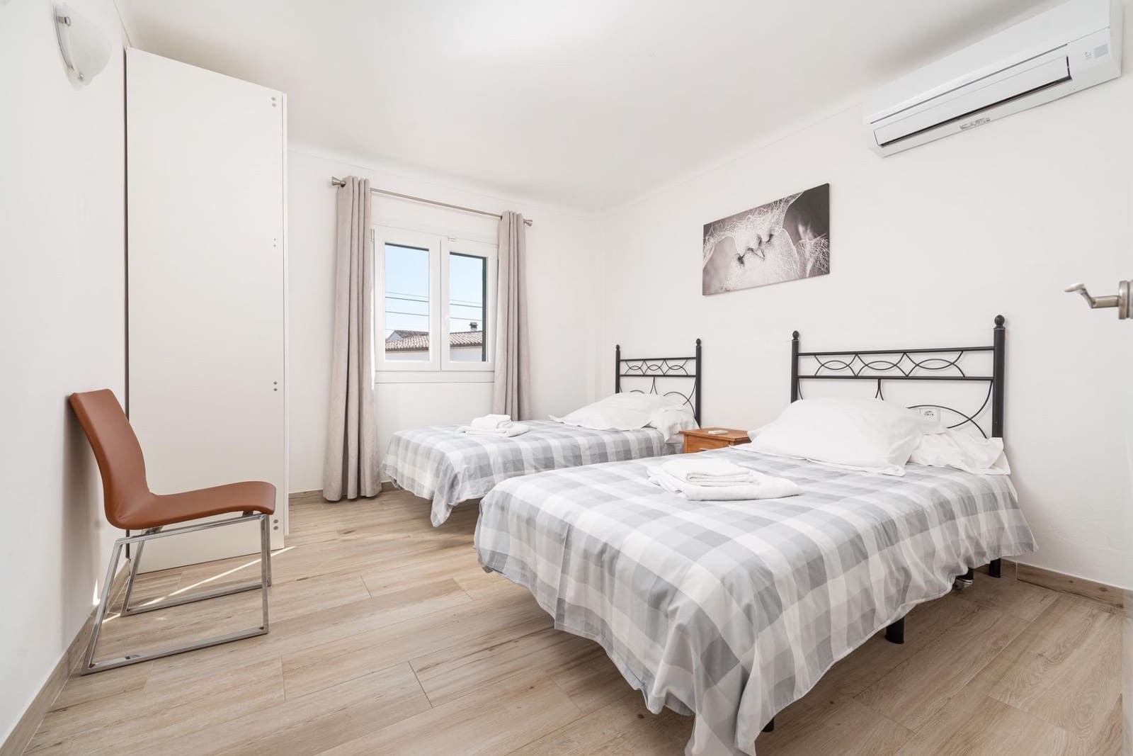 Chalet de 4 habitaciones en Pollensa / Pollença en venta con piscina garaje - 1.395.000 € (Ref: 9788551)