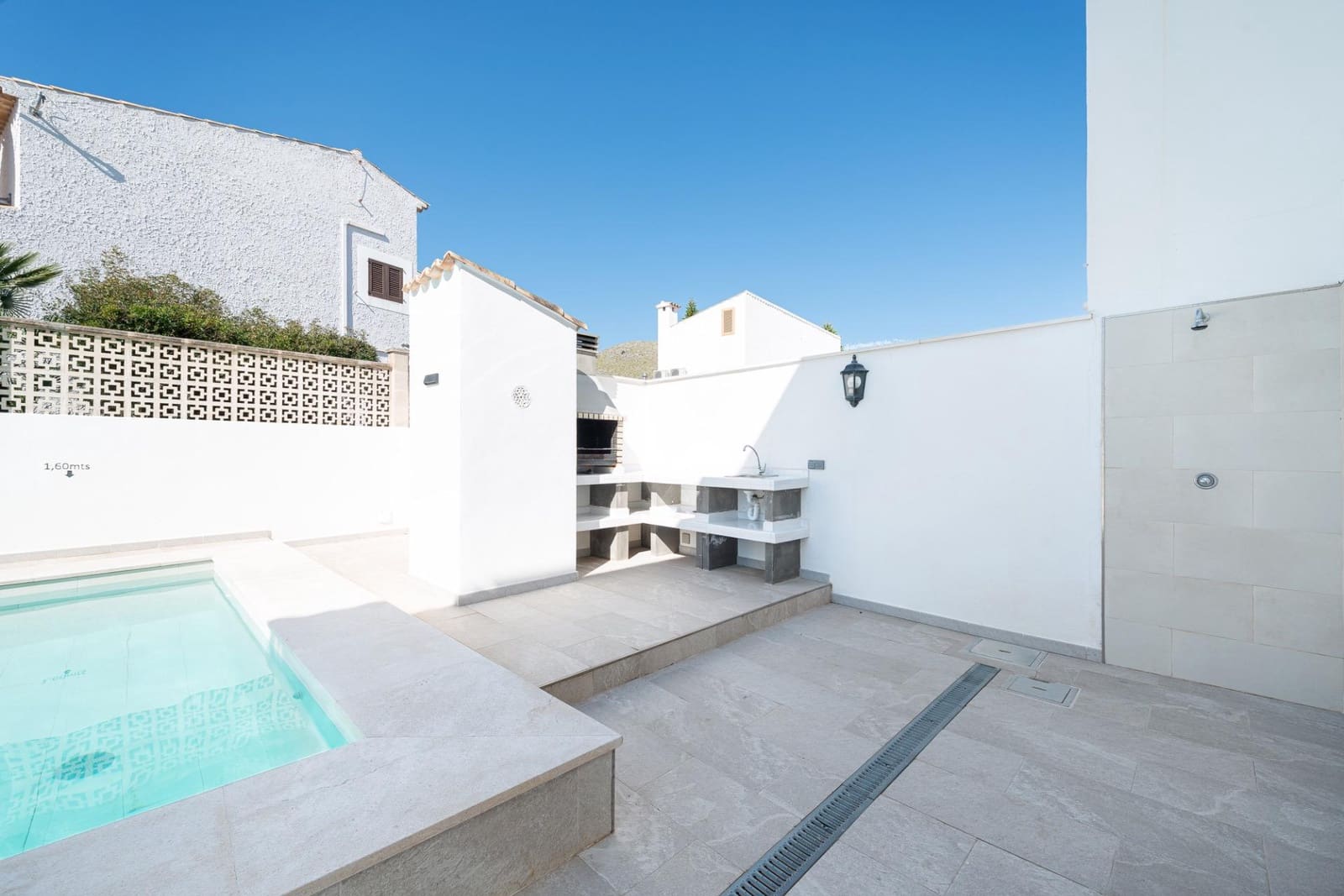 Chalet de 4 habitaciones en Pollensa / Pollença en venta con piscina garaje - 1.395.000 € (Ref: 9788551)