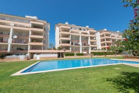 2 slaapkamer Appartement te koop in Alcudia met zwembad - € 375.000 (Ref: 9846621)