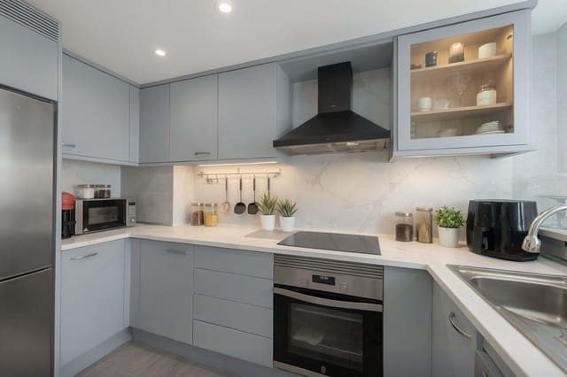 2 makuuhuone Huoneisto myytävänä paikassa Alcúdia mukana uima-altaan - 375 000 € (Ref: 9846621)