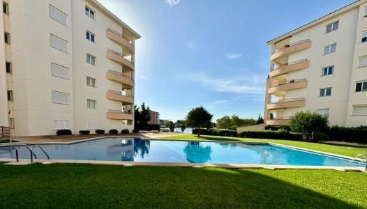2 slaapkamer Appartement te koop in Alcudia met zwembad - € 375.000 (Ref: 9846621)