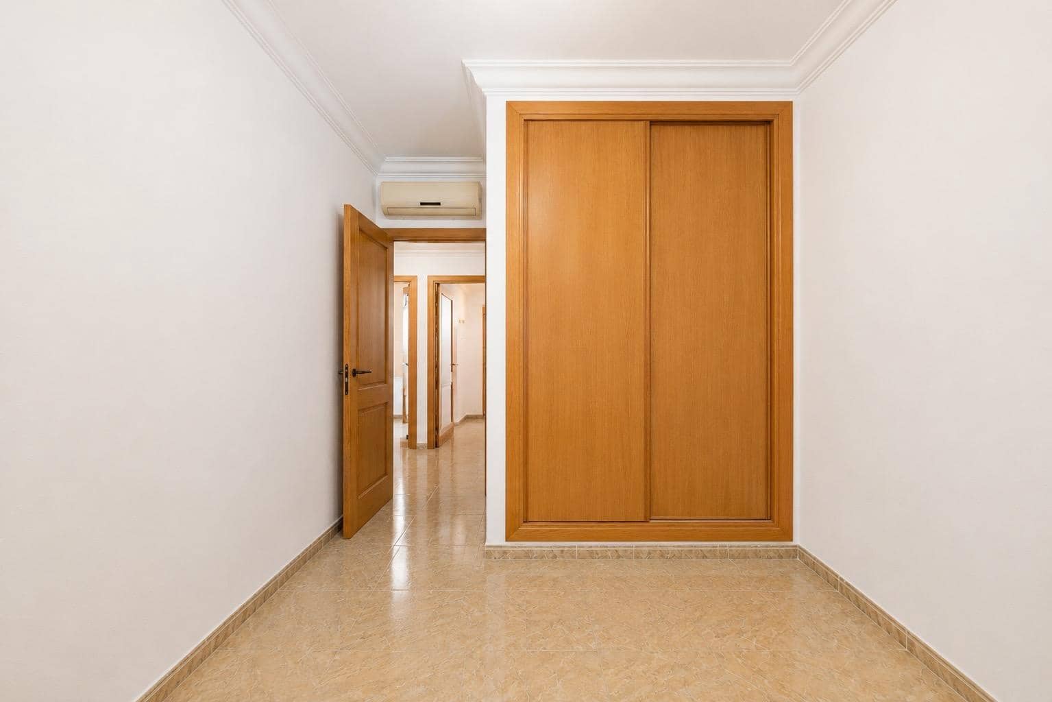 4 makuuhuone Huoneisto myytävänä paikassa Alcudia - 450 000 € (Ref: 9927622)