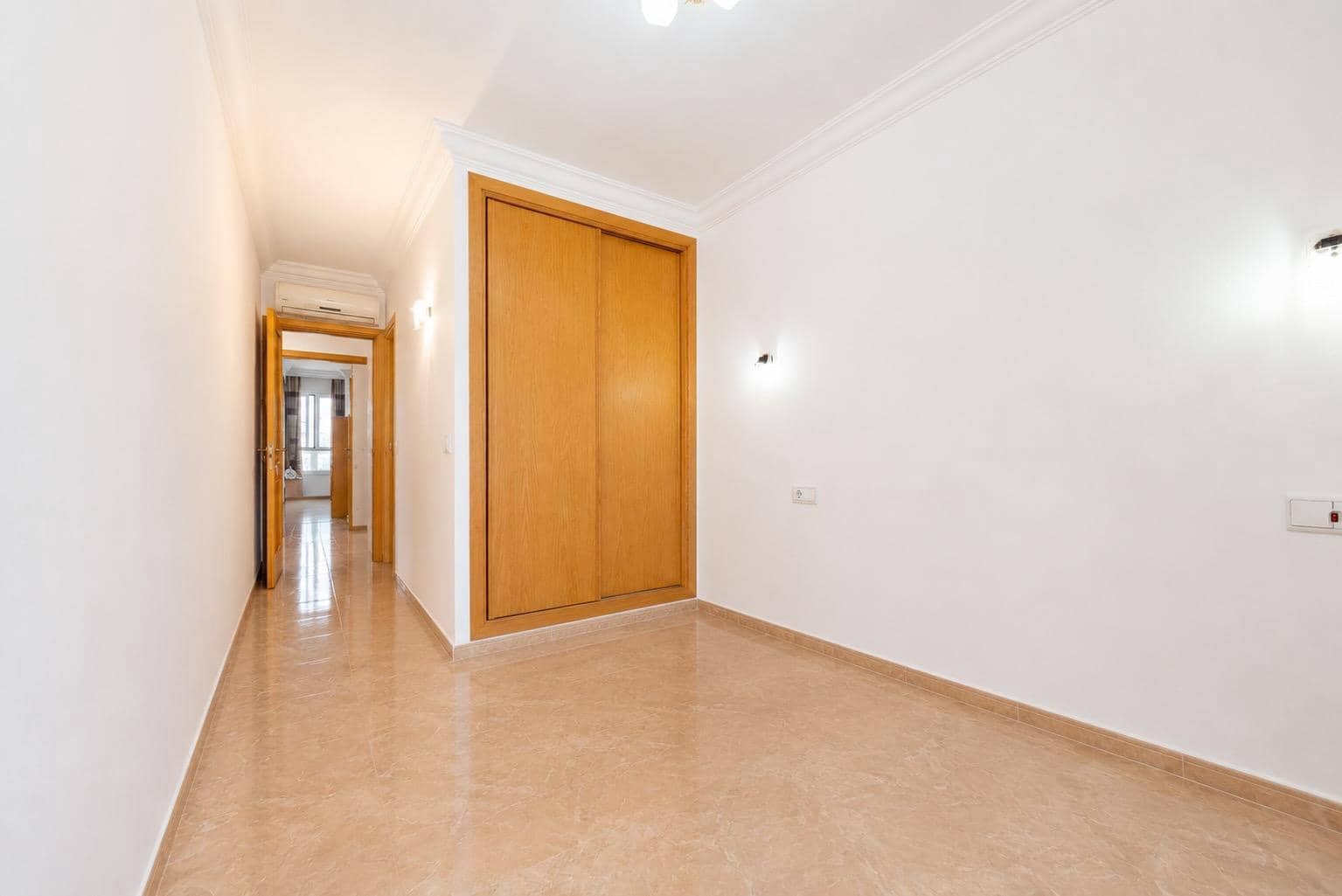 4 makuuhuone Huoneisto myytävänä paikassa Alcudia - 450 000 € (Ref: 9927622)