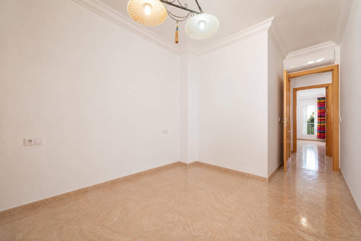 4 makuuhuone Huoneisto myytävänä paikassa Alcudia - 450 000 € (Ref: 9927622)