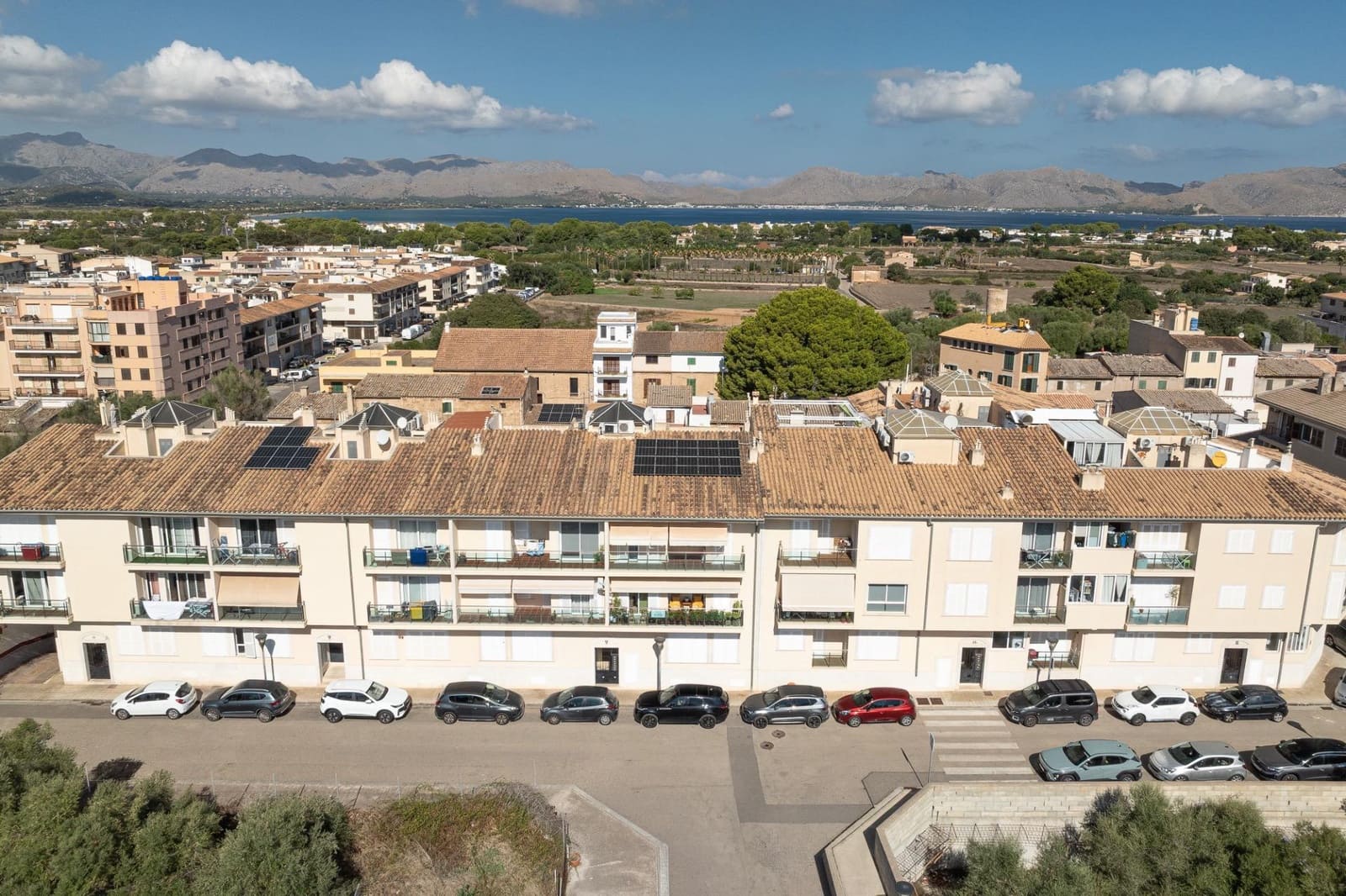 4 bedroom Apartment for sale in Alcudia - € 425,000 (Ref: 9927622)
