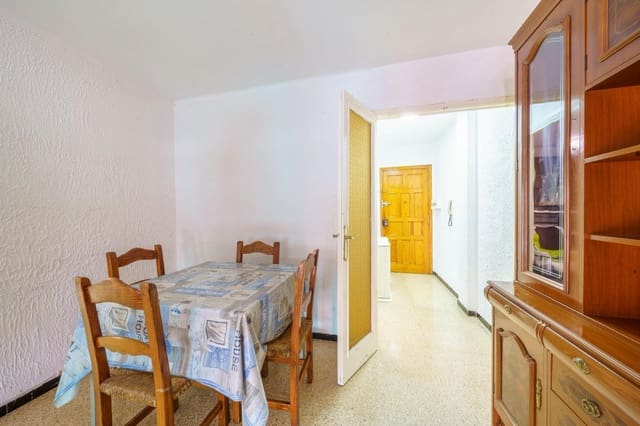 4 soveværelse Lejlighed til salg i Palma de Mallorca - € 305.000 (Ref: 9945908)