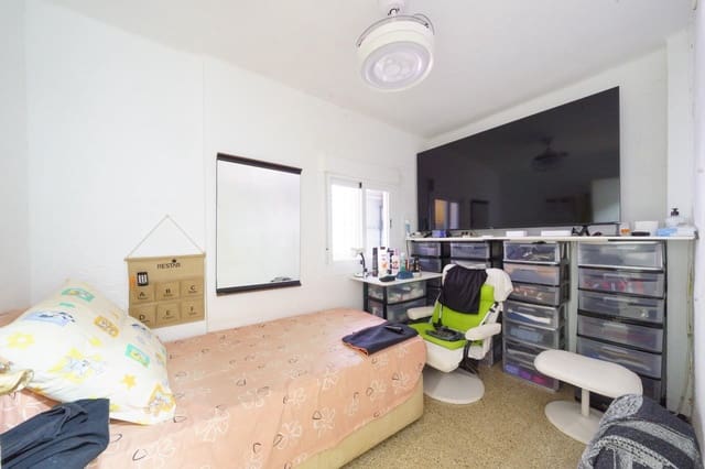 4 soveværelse Lejlighed til salg i Palma de Mallorca - € 305.000 (Ref: 9945908)