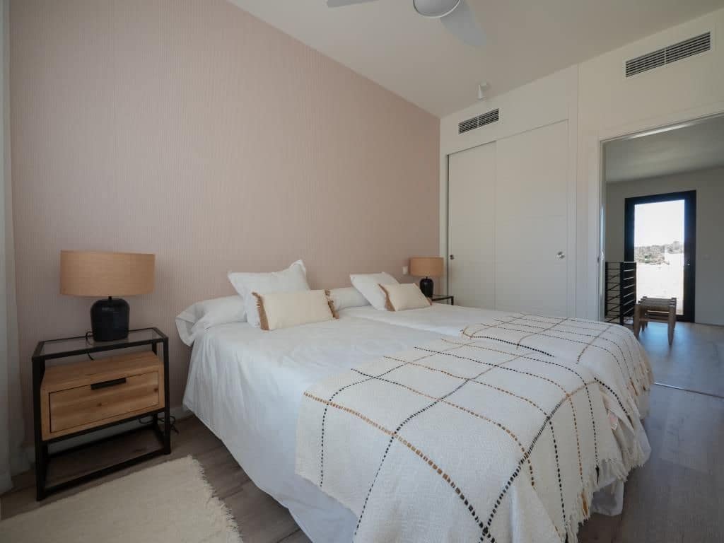 3 chambre Villa/Maison Semi-Mitoyenne à vendre à Manilva avec piscine garage - 603 000 € (Ref: 9723745)