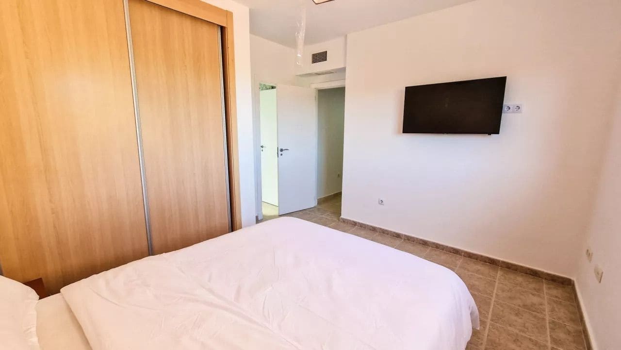 3 Zimmer Wohnung zu verkaufen in Bahia de Casares mit Pool Garage - 260.000 € (Ref: 9723751)