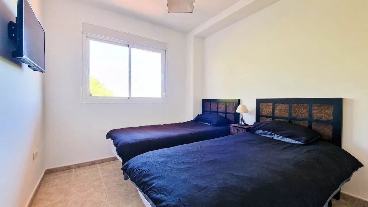 3 Zimmer Wohnung zu verkaufen in Bahia de Casares mit Pool Garage - 260.000 € (Ref: 9723751)