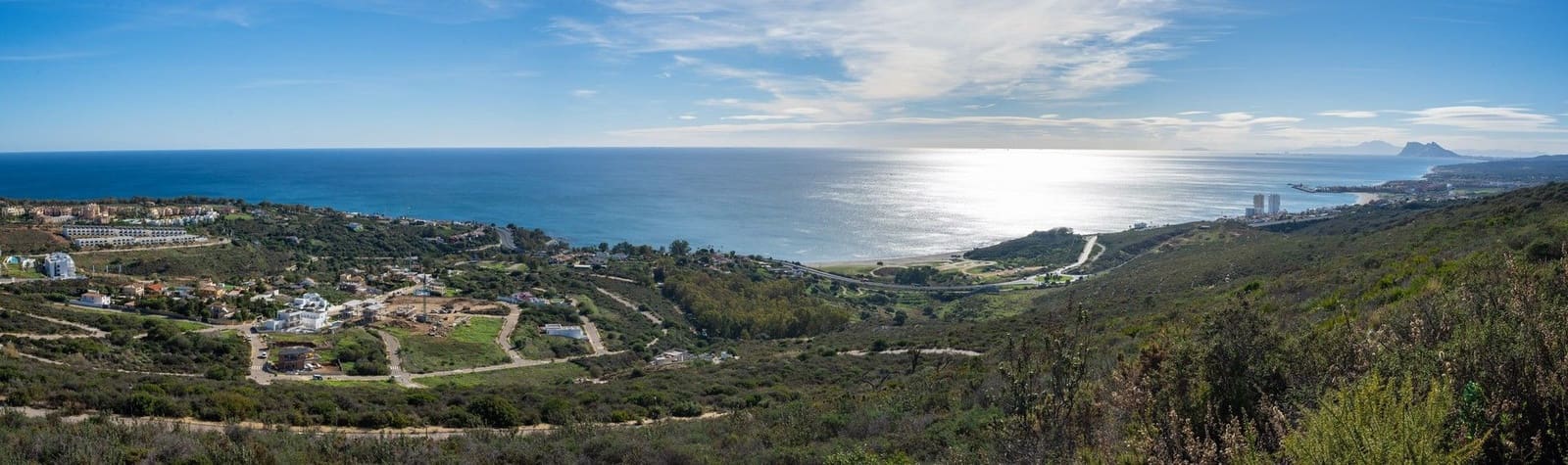 Chalet de 3 habitaciones en Manilva en venta con piscina garaje - 650.000 € (Ref: 9723756)