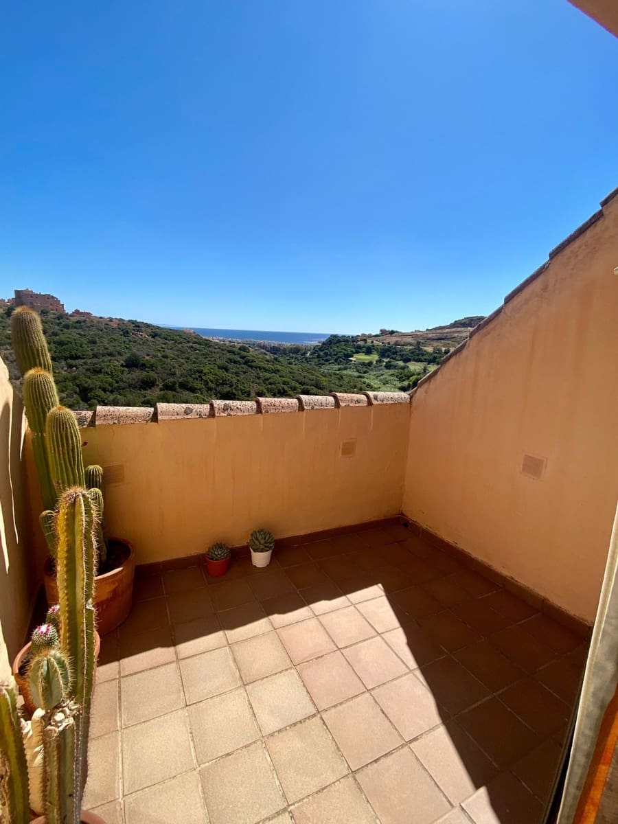 2 soveværelse Penthouse til salg i San Luis de Sabinillas med swimmingpool garage - € 162.000 (Ref: 9723760)