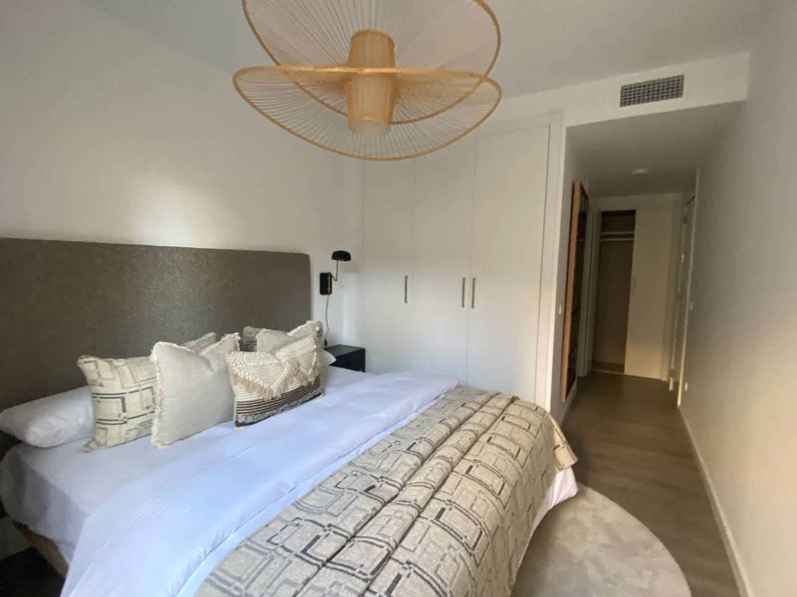 2 Zimmer Wohnung zu verkaufen in Estepona mit Pool Garage - 280.000 € (Ref: 9723762)