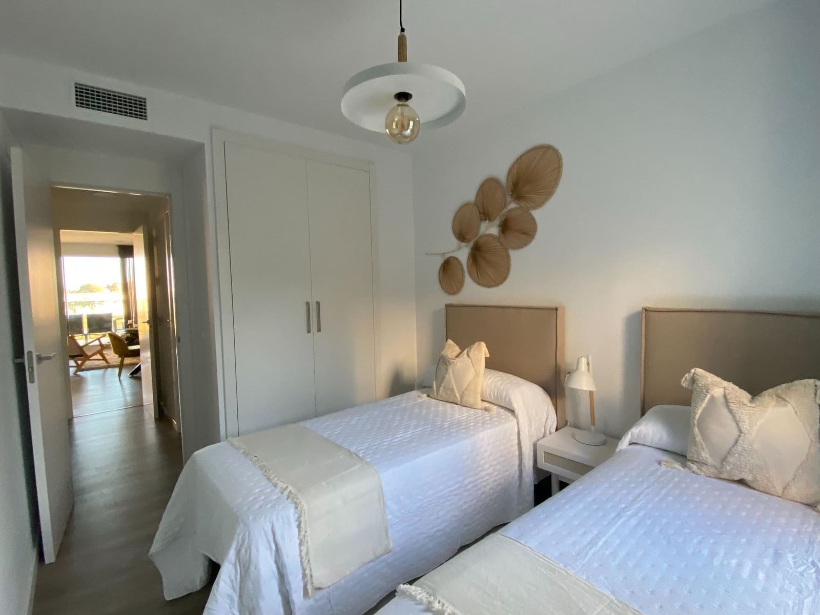 2 Zimmer Wohnung zu verkaufen in Estepona mit Pool Garage - 280.000 € (Ref: 9723762)