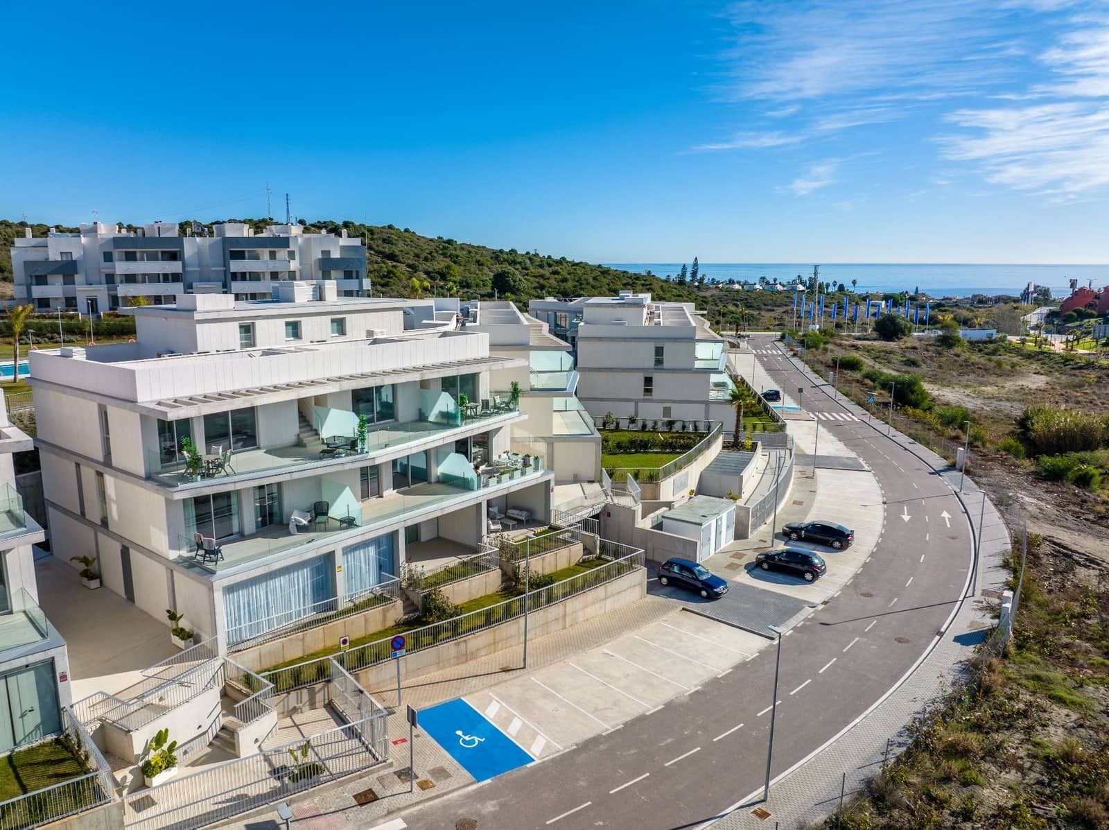 2 Zimmer Wohnung zu verkaufen in Estepona mit Pool Garage - 280.000 € (Ref: 9723762)