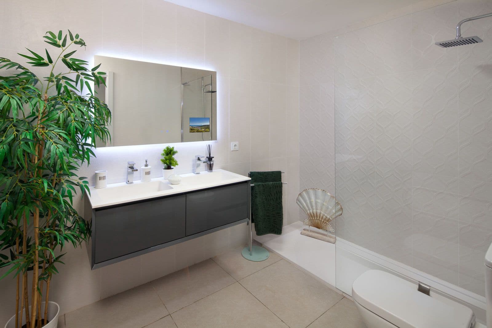 3 quarto Moradia Geminada para venda em Manilva com piscina garagem - 530 000 € (Ref: 9723766)