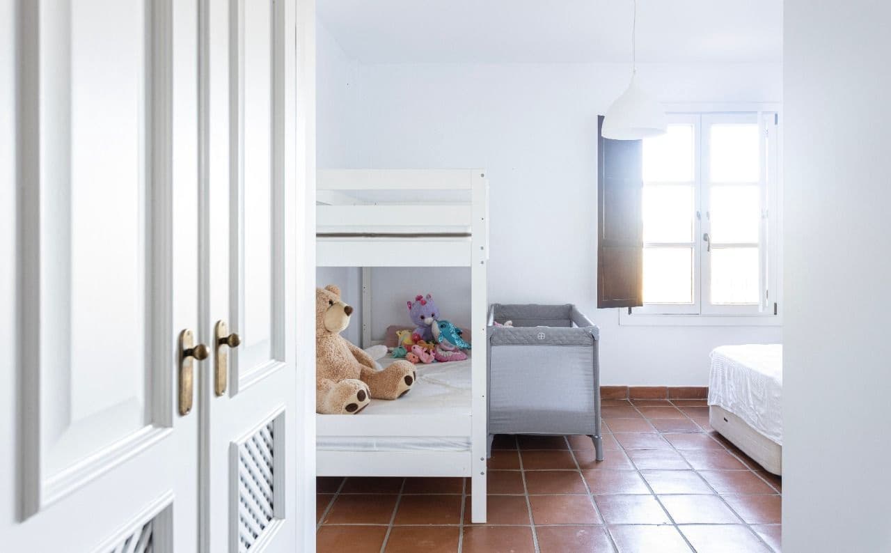 2 chambre Villa/Maison Semi-Mitoyenne à vendre à Sotogrande avec piscine garage - 550 000 € (Ref: 9723767)