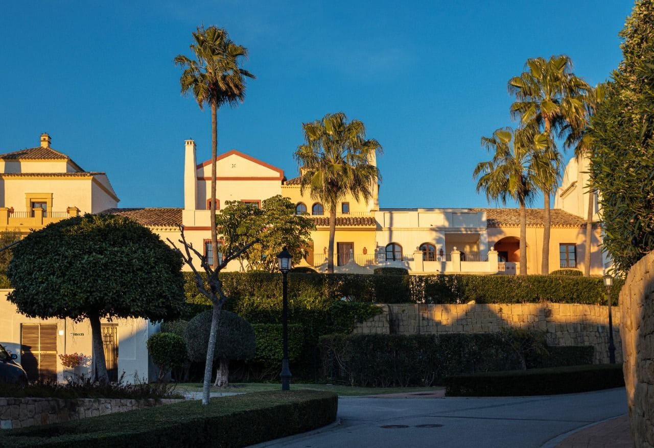 2 chambre Villa/Maison Semi-Mitoyenne à vendre à Sotogrande avec piscine garage - 550 000 € (Ref: 9723767)