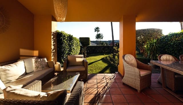 2 chambre Villa/Maison Semi-Mitoyenne à vendre à Sotogrande Alto, San Roque avec piscine garage - 550 000 € (Ref: 9723767)