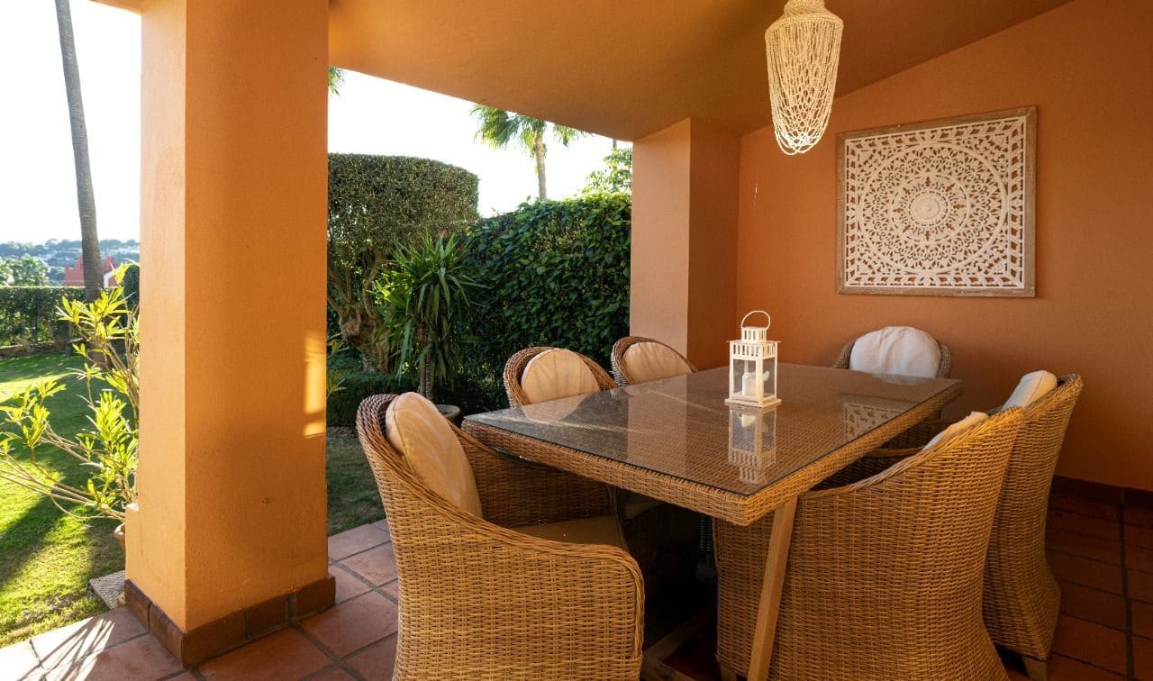 2 chambre Villa/Maison Semi-Mitoyenne à vendre à Sotogrande avec piscine garage - 550 000 € (Ref: 9723767)