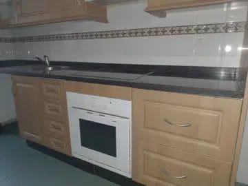 2 bedroom Flat for sale in Estepona with pool garage - € 220,000 (Ref: 9723768)