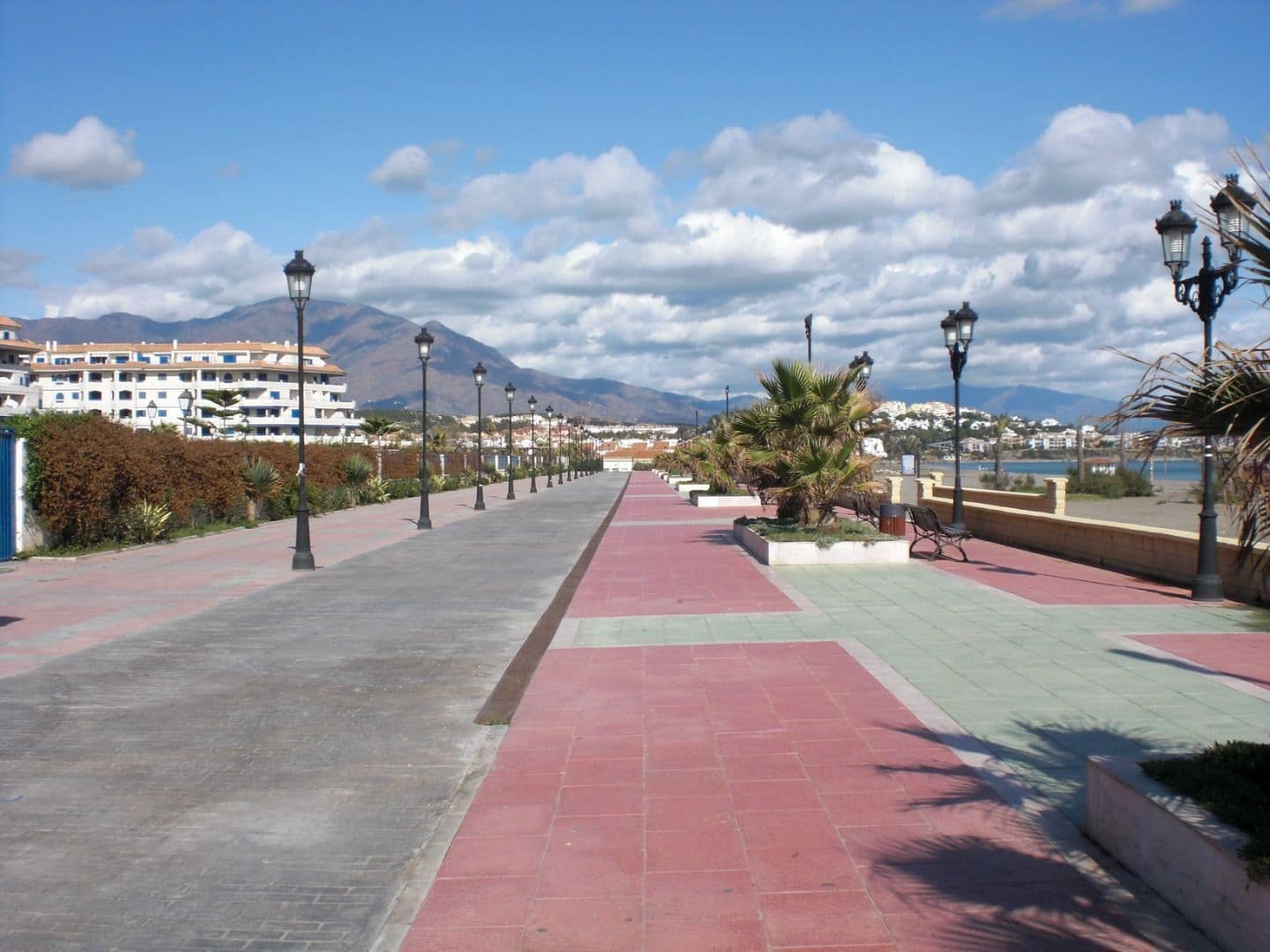 1 bedroom Apartment for sale in San Luis de Sabinillas with pool garage - € 105,000 (Ref: 9723769)