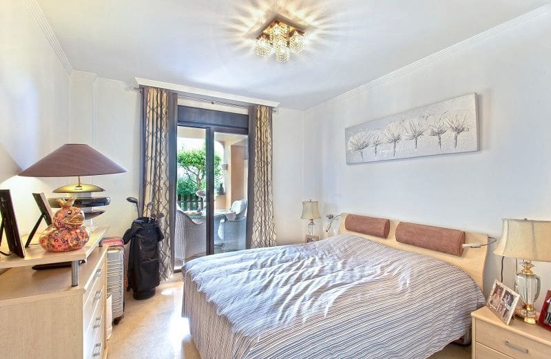 2 Zimmer Wohnung zu verkaufen in Bahia de Casares mit Pool Garage - 242.000 € (Ref: 9723770)