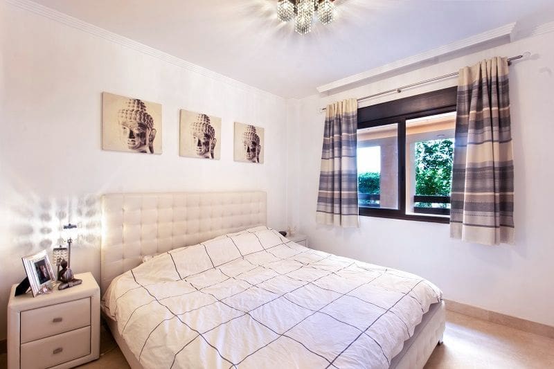 2 Zimmer Wohnung zu verkaufen in Bahia de Casares mit Pool Garage - 242.000 € (Ref: 9723770)