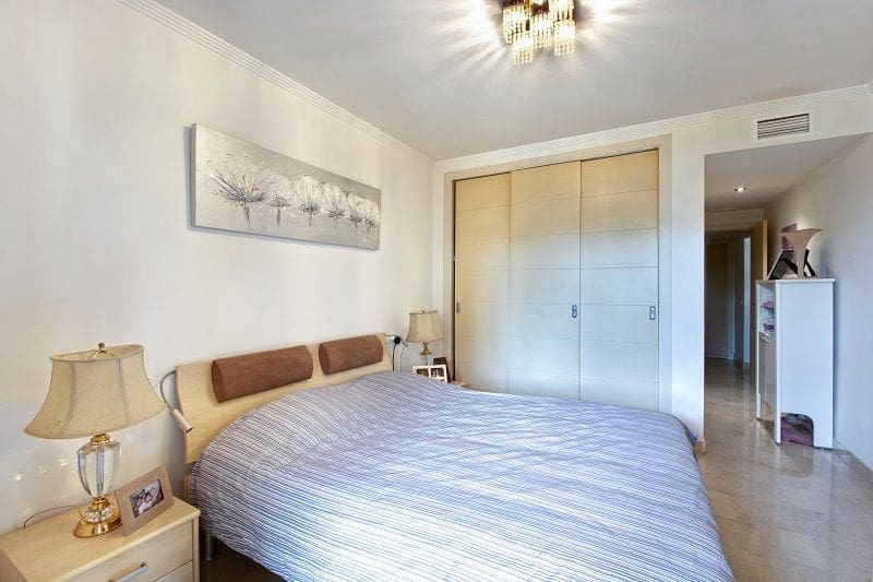 2 Zimmer Wohnung zu verkaufen in Bahia de Casares mit Pool Garage - 242.000 € (Ref: 9723770)