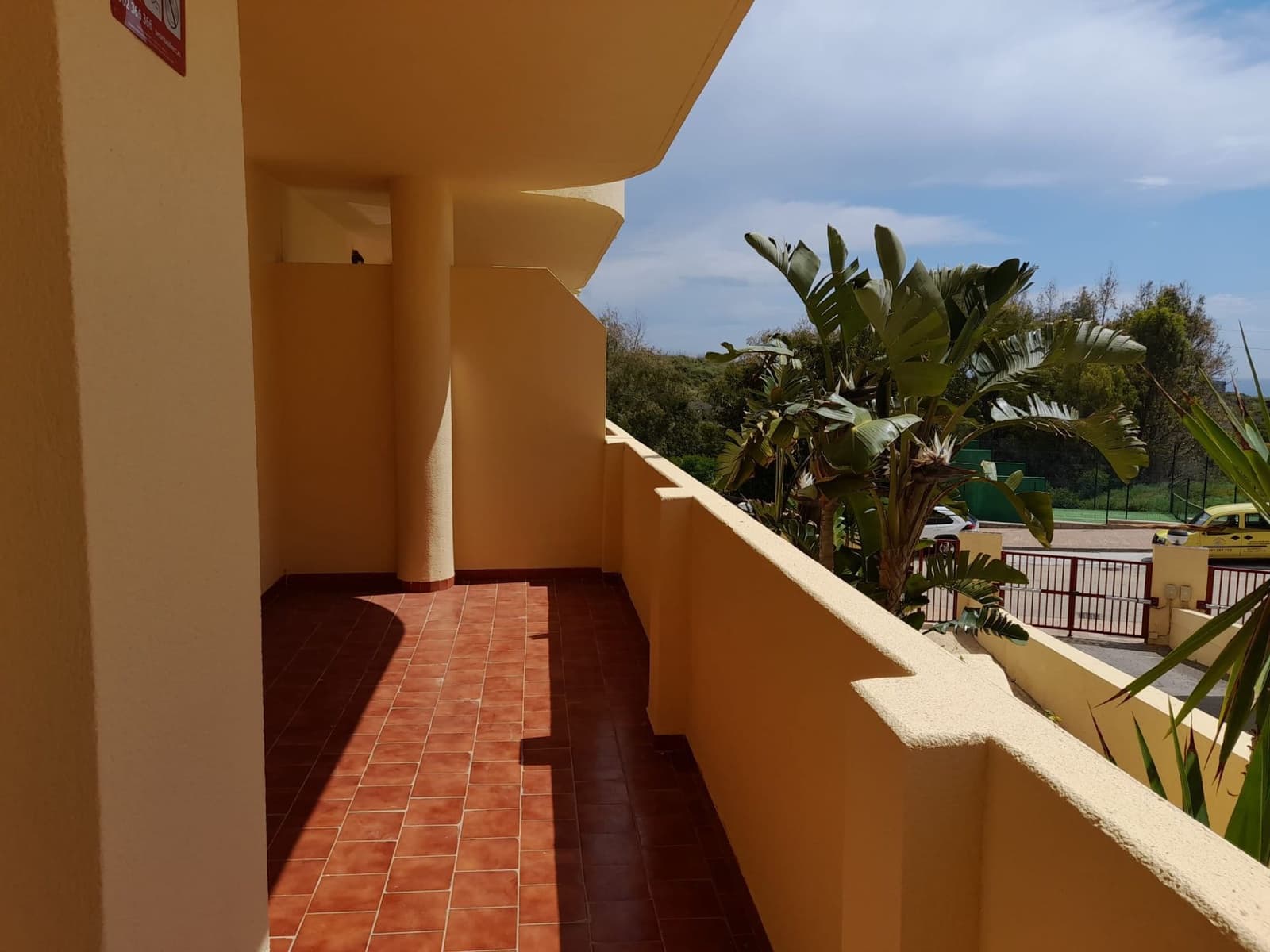 2 bedroom Flat for sale in Manilva with pool garage - € 137,000 (Ref: 9723772)