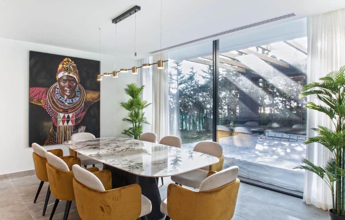 4 soveværelse Villa til salg i Estepona med swimmingpool garage - € 1.499.000 (Ref: 9723776)