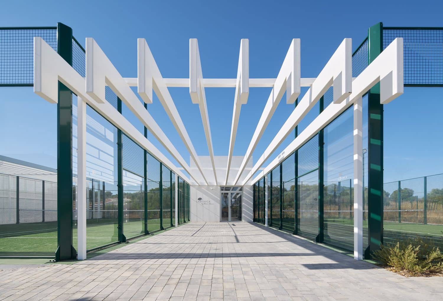 3 chambre Villa/Maison Semi-Mitoyenne à vendre à Sotogrande avec garage - 560 000 € (Ref: 9723778)