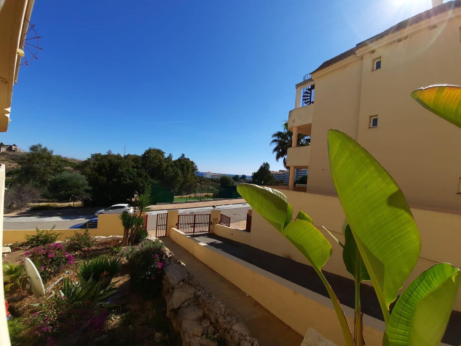 2 slaapkamer Flat te koop in Manilva met zwembad garage - € 137.000 (Ref: 9723780)