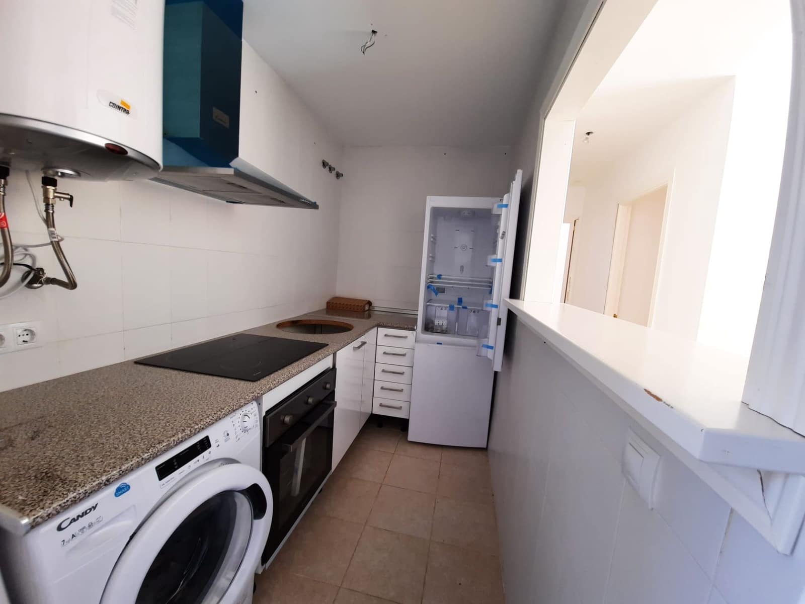 2 slaapkamer Flat te koop in Manilva met zwembad garage - € 137.000 (Ref: 9723780)