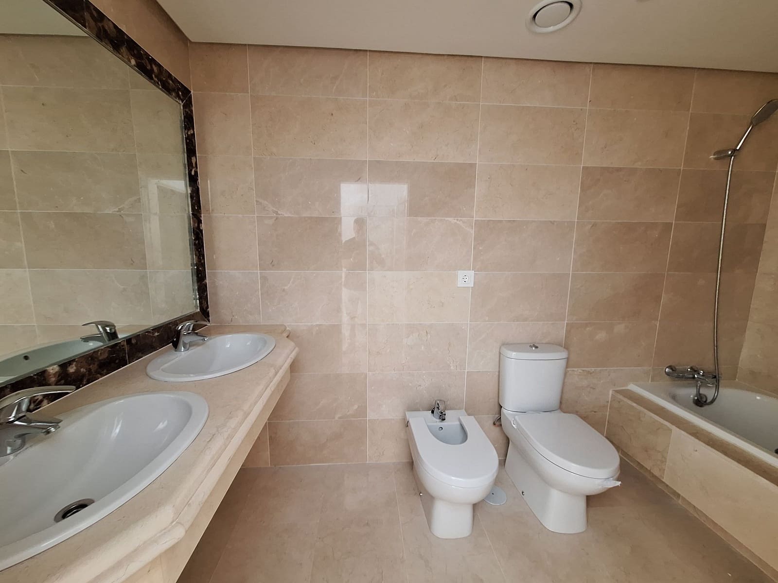 Pareado de 3 habitaciones en Estepona en venta con piscina garaje - 470.250 € (Ref: 9751643)