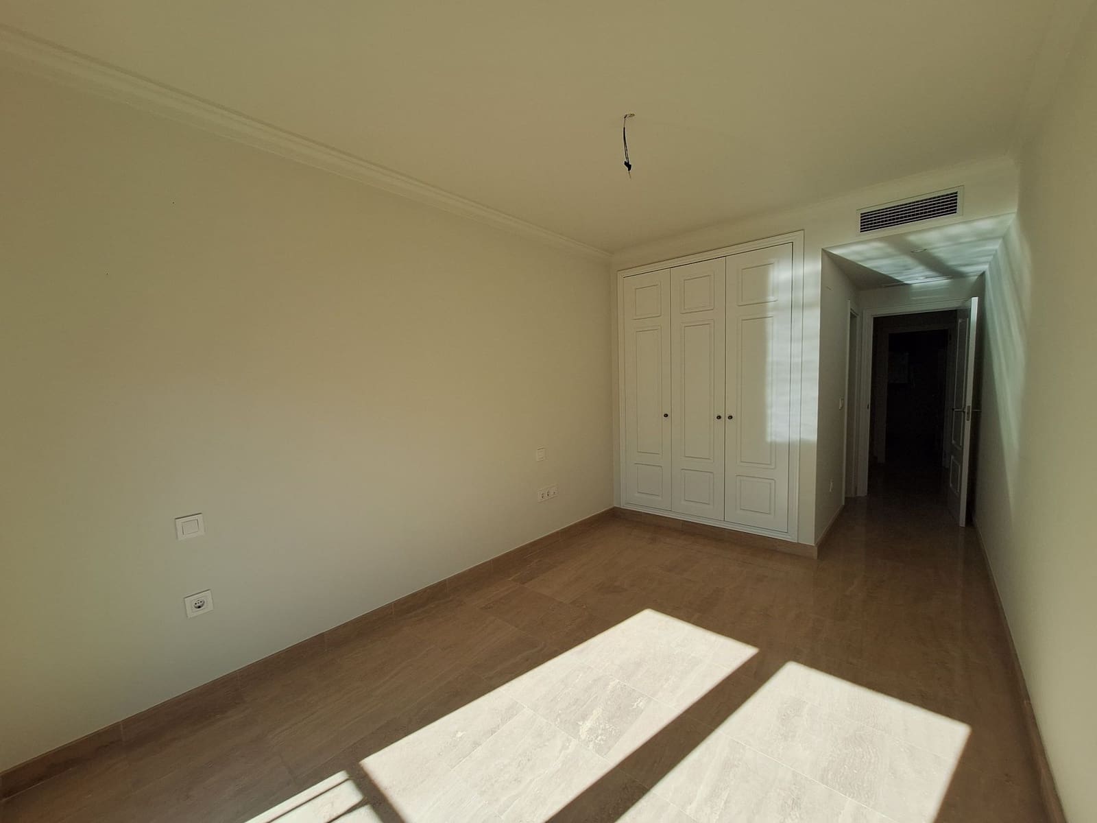 Pareado de 3 habitaciones en Estepona en venta con piscina garaje - 470.250 € (Ref: 9751643)