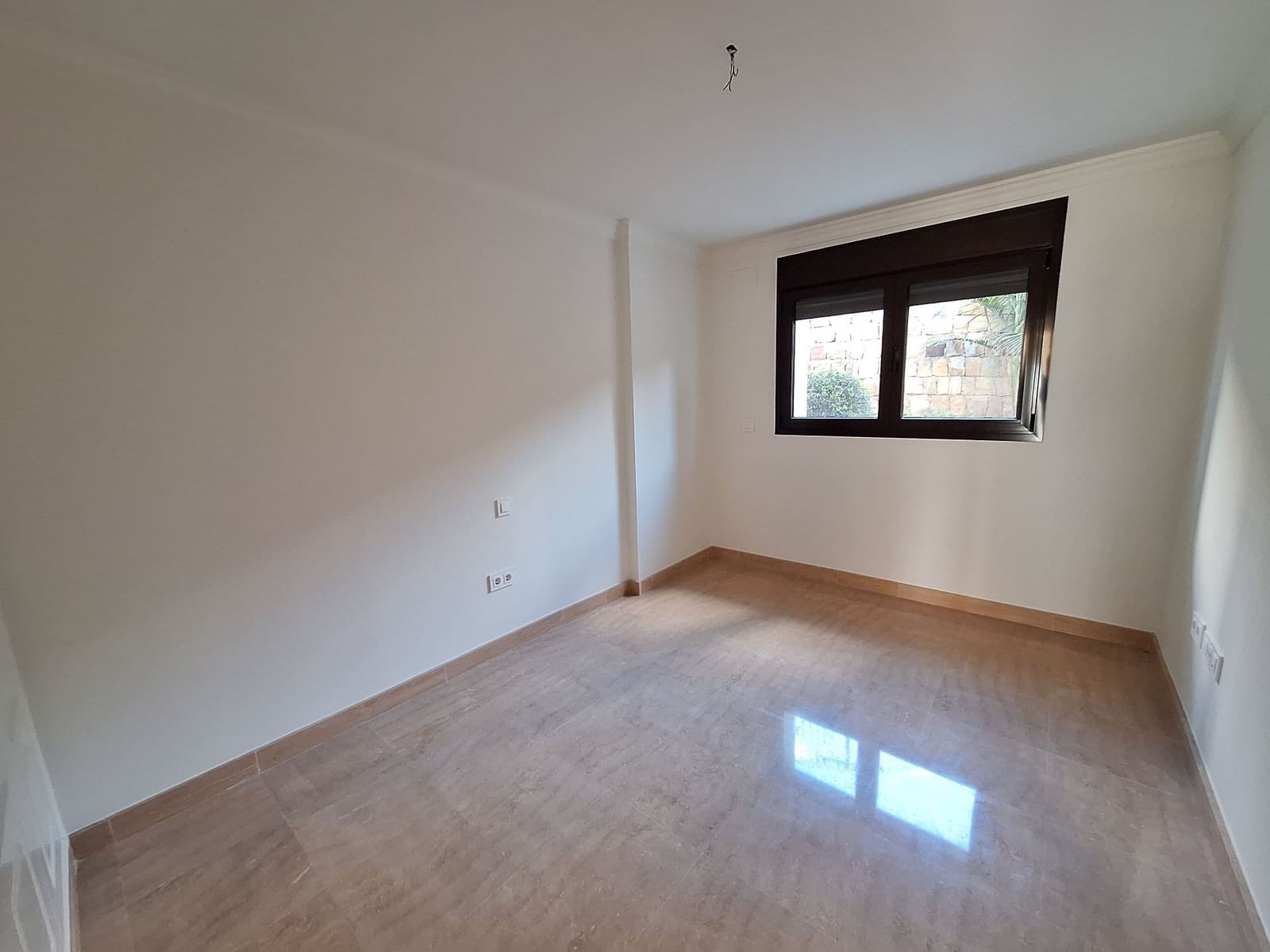 Pareado de 3 habitaciones en Estepona en venta con piscina garaje - 470.250 € (Ref: 9751643)