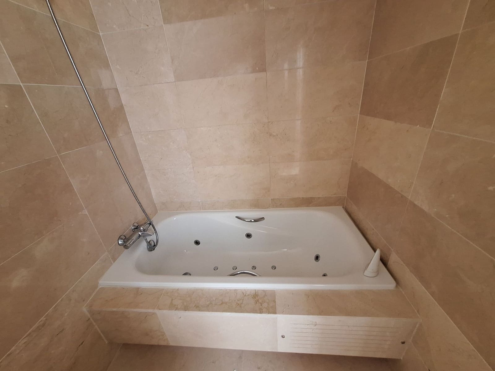 Pareado de 3 habitaciones en Estepona en venta con piscina garaje - 470.250 € (Ref: 9751643)