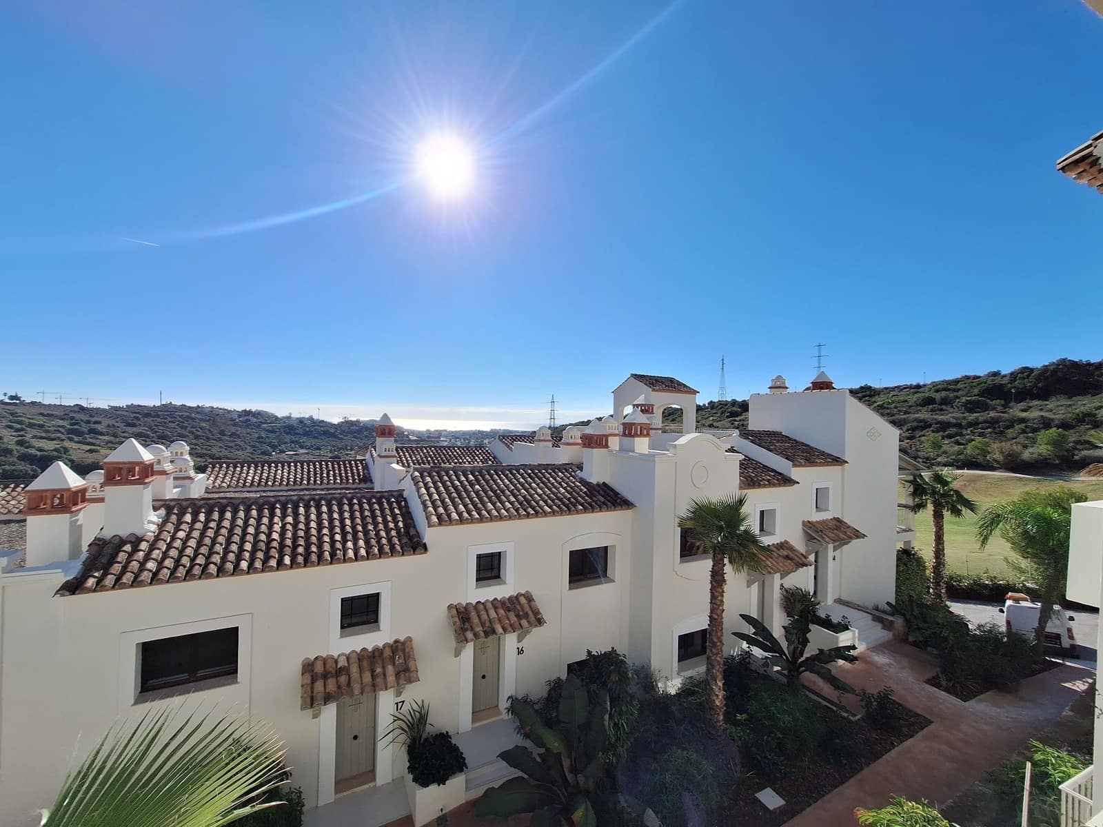 Pareado de 3 habitaciones en Estepona en venta con piscina garaje - 470.250 € (Ref: 9751643)