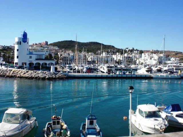 2 sypialnia Apartament na sprzedaż w San Luis de Sabinillas z basenem garażem - 297 000 € (Ref: 9751648)