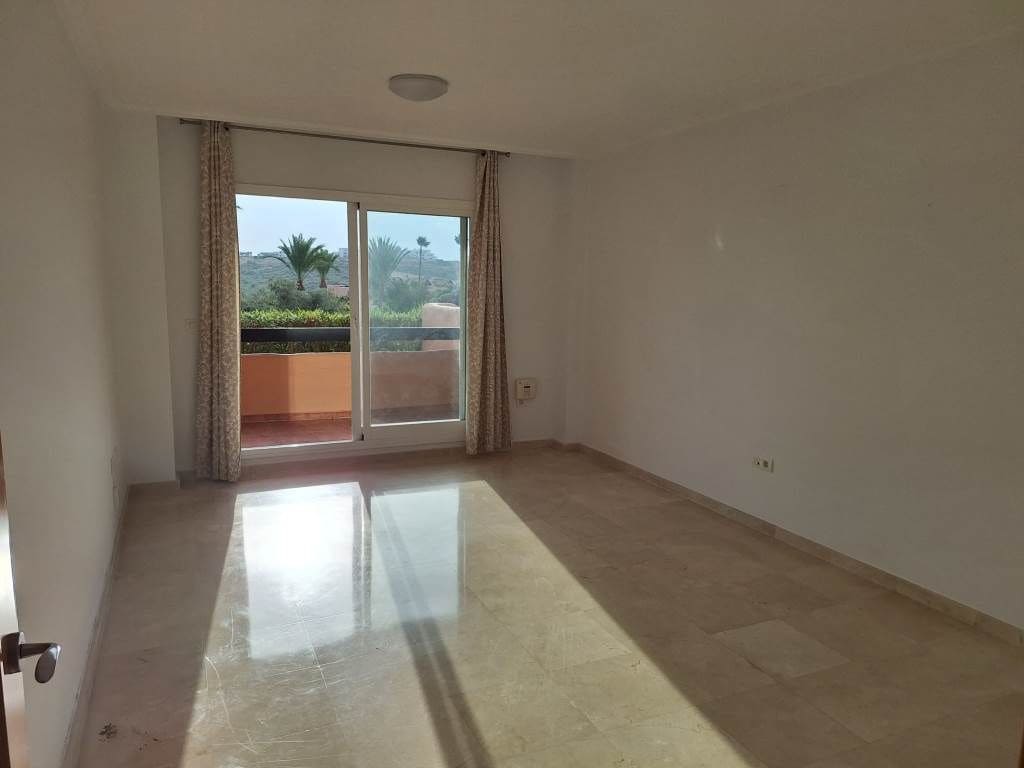 2 slaapkamer Appartement te koop in Bahia de Casares met zwembad garage - € 242.000 (Ref: 9751650)