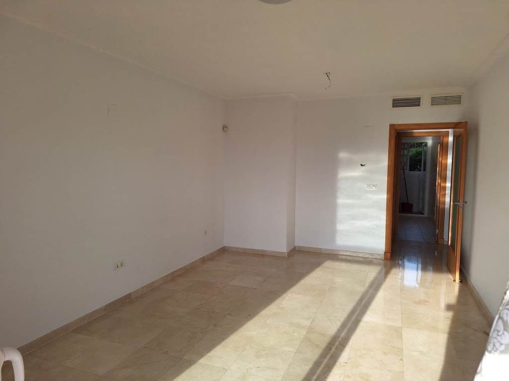2 slaapkamer Appartement te koop in Bahia de Casares met zwembad garage - € 242.000 (Ref: 9751650)