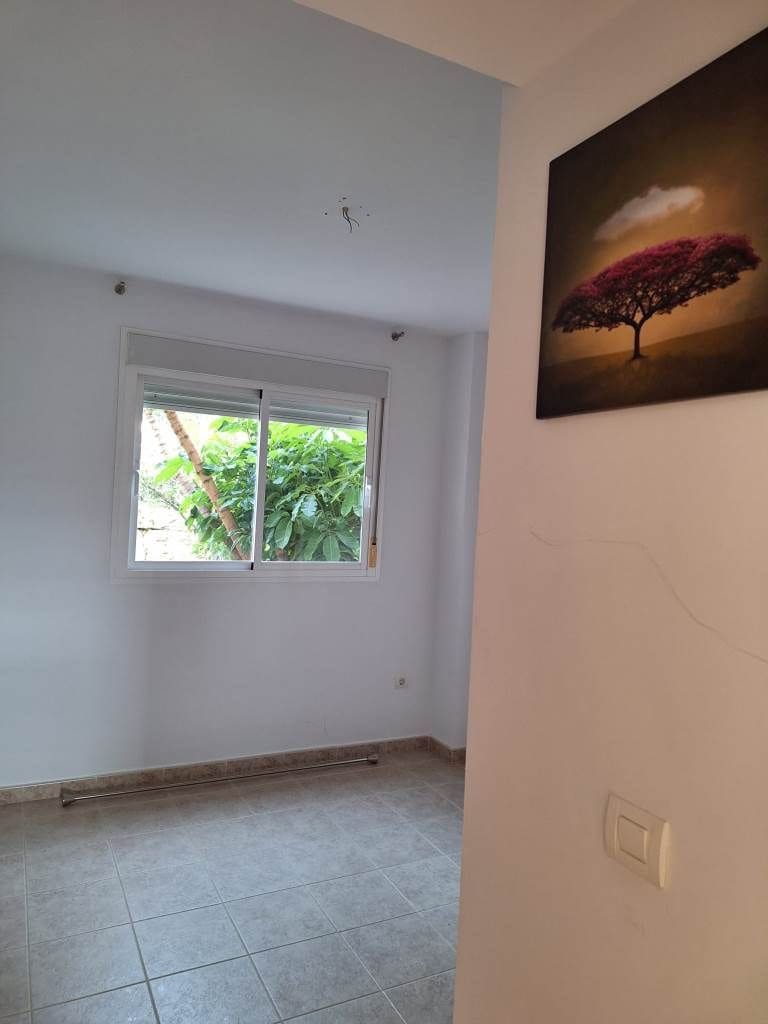 2 slaapkamer Appartement te koop in Bahia de Casares met zwembad garage - € 242.000 (Ref: 9751650)