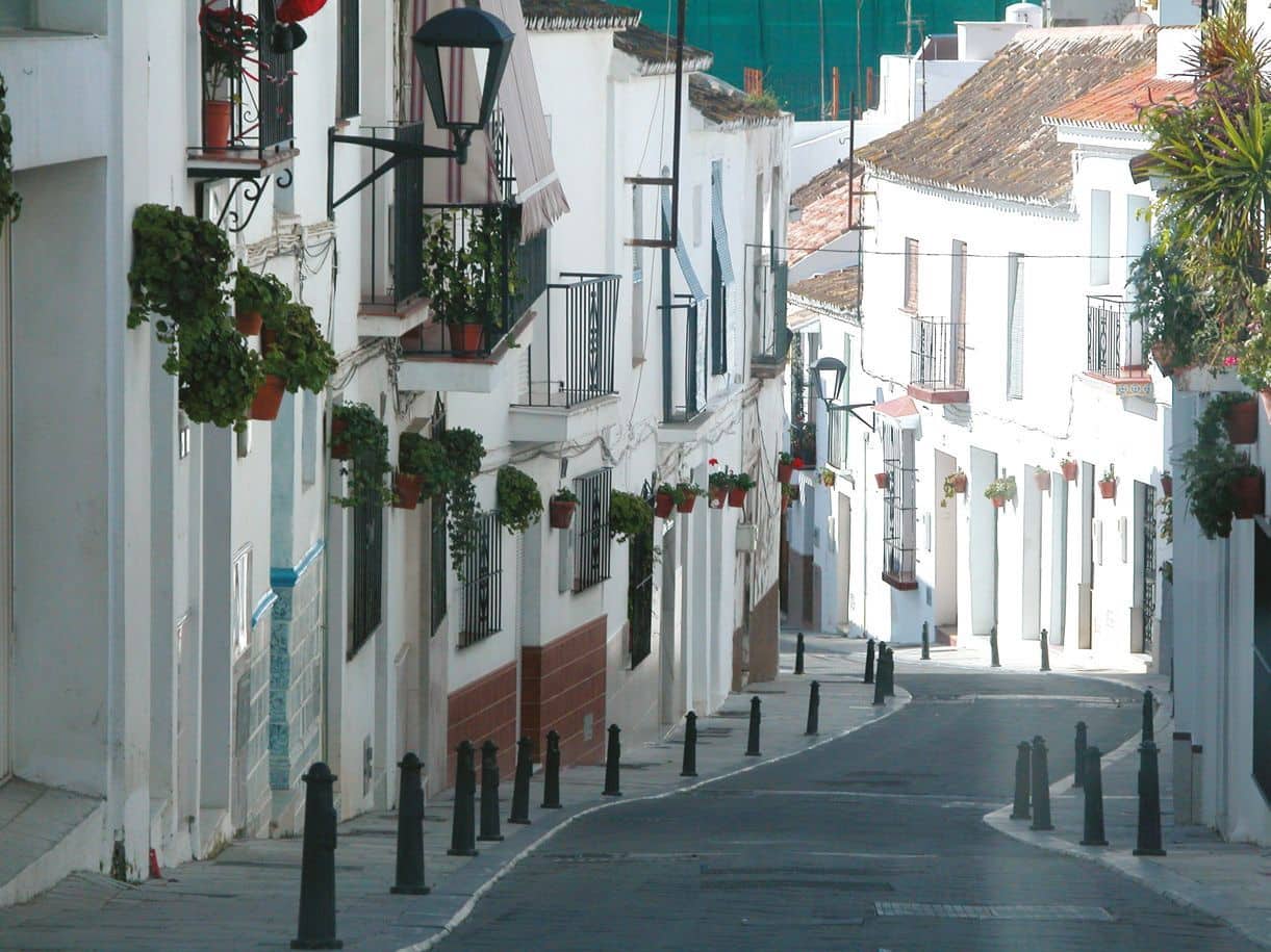 1 sovrum Lägenhet till salu i New Golden Mile med pool garage - 290 000 € (Ref: 9758552)