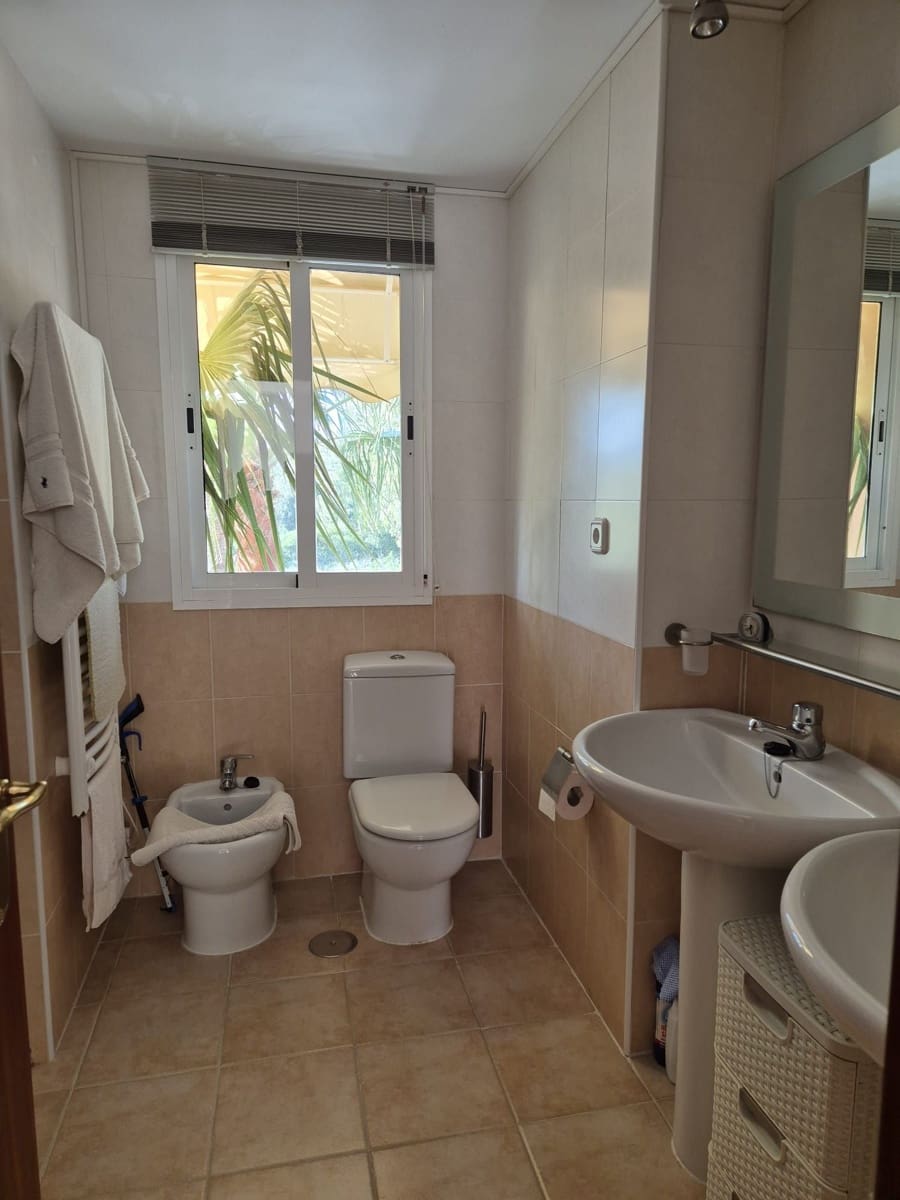 3 soverom Hus til salgs i Bahia de Casares med svømmebasseng garasje - € 295 000 (Ref: 9758553)