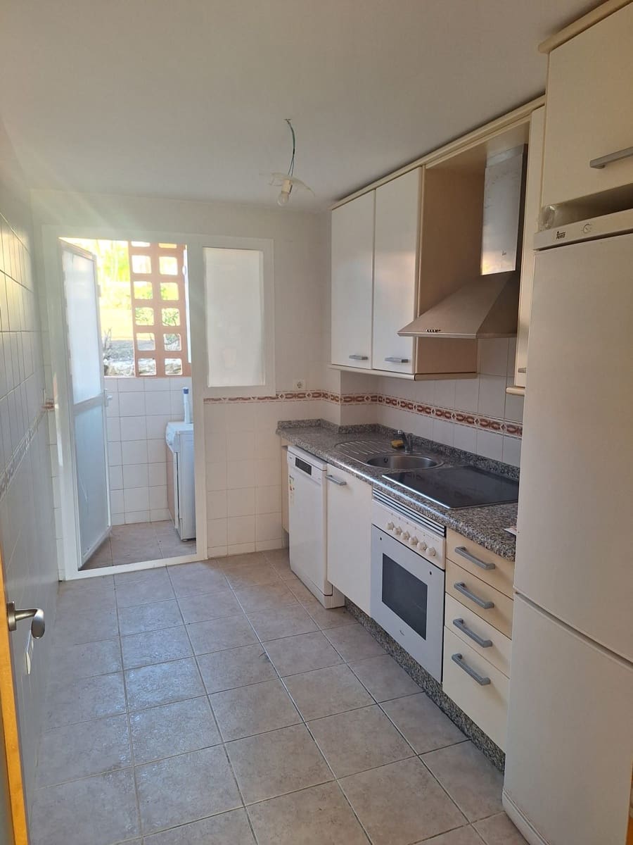 2 bedroom Apartment for sale in Bahia de Casares with pool garage - € 235,000 (Ref: 9819947)